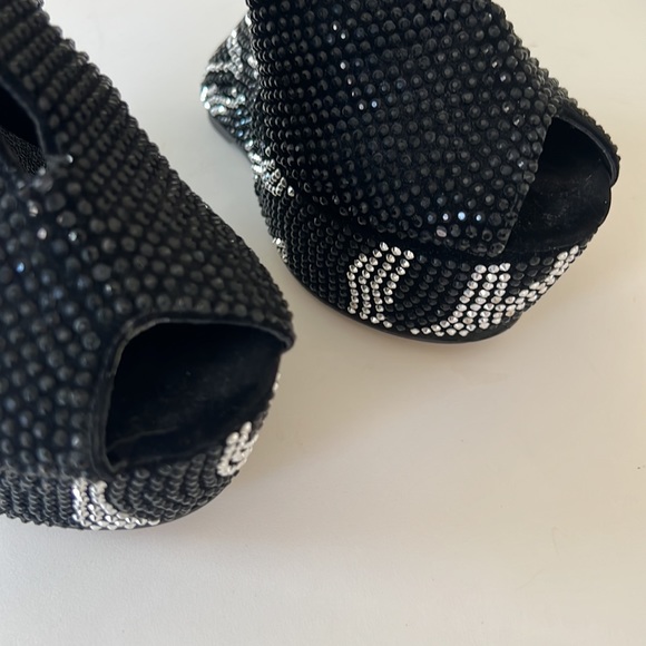 New Lady couture, platforms, black crystals & white zebra stripes size 9 - Picture 11 of 11